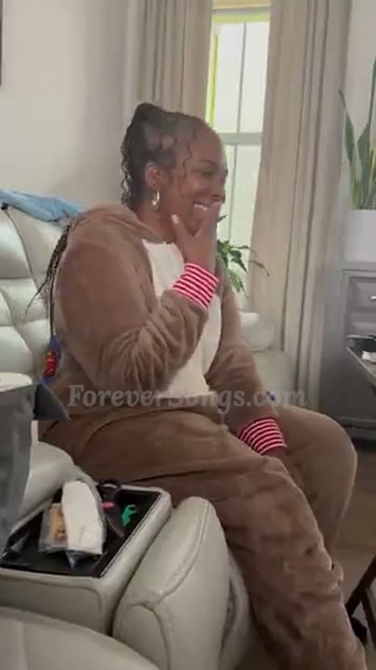 Customer reacting to their custom ForeverSongs song – reaction video 1