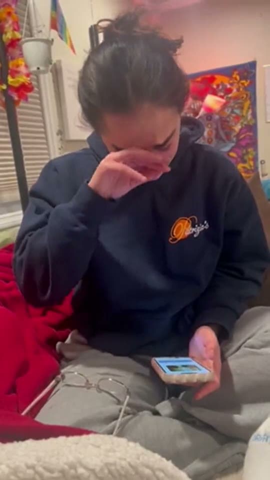 Customer reacting to their custom ForeverSongs song – reaction video 1